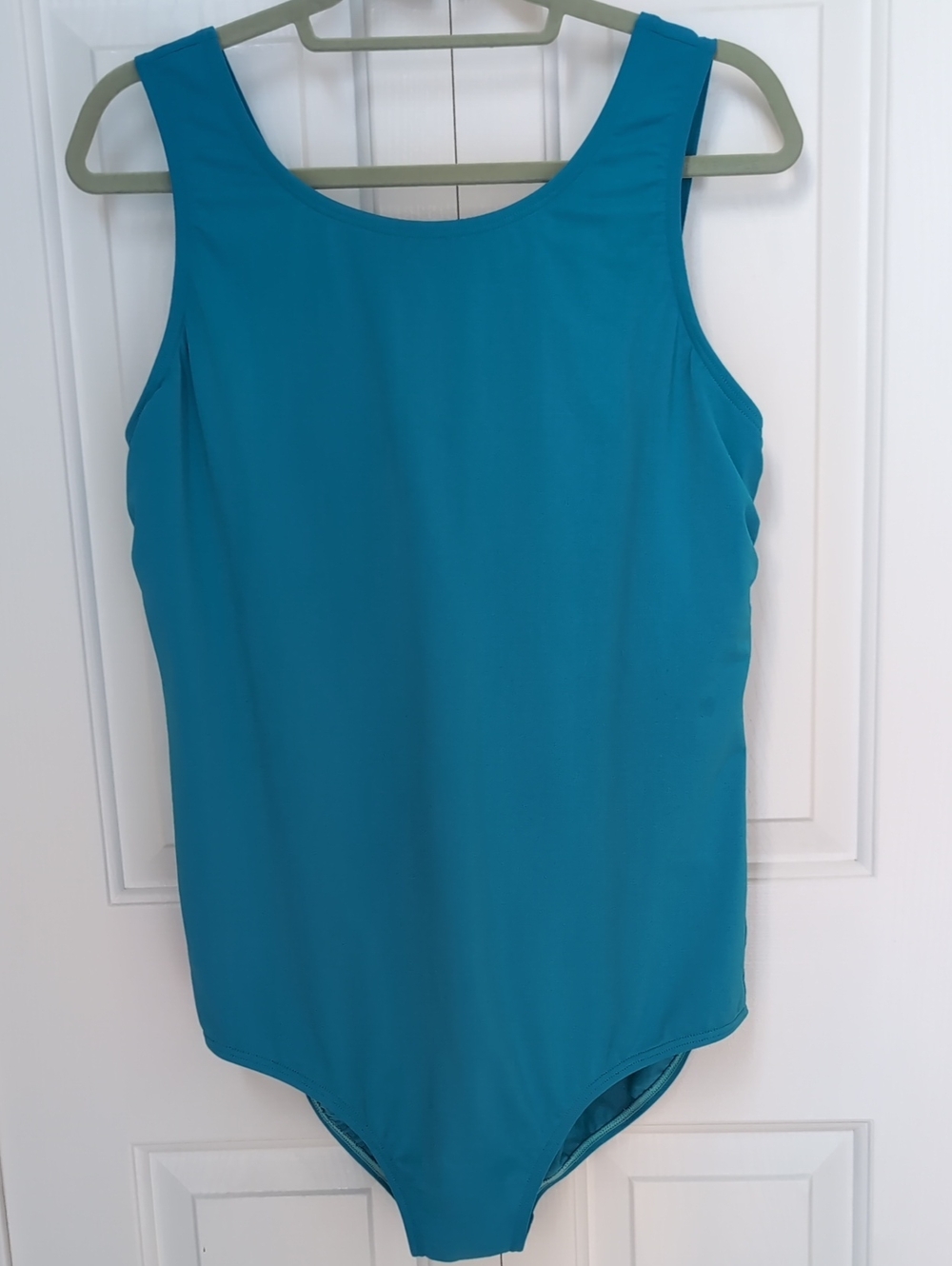 Junonia Classic Keyhole Back One Piece Swimsuit